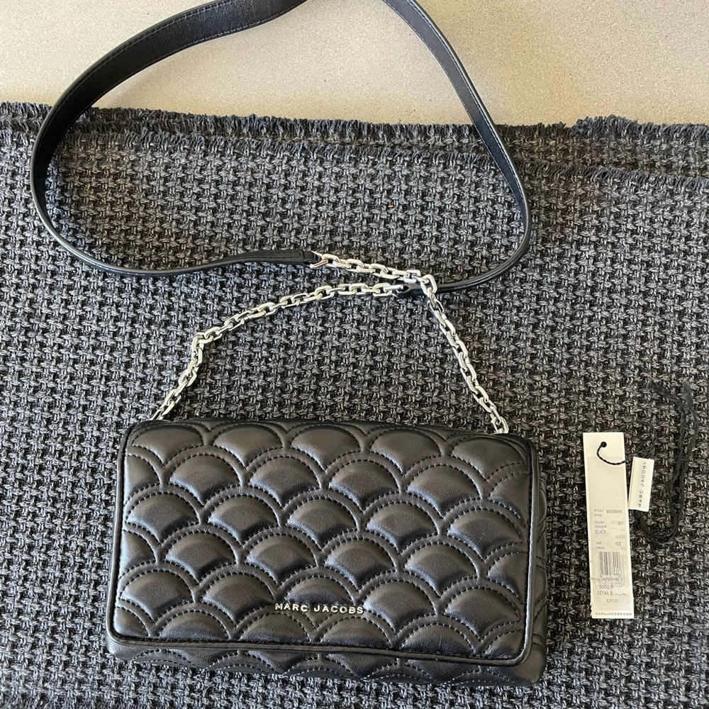 Marc Jacobs Black Leather Clutch Wallet Crossover